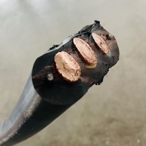 IMG_2143.jpg IMG_2143.jpg